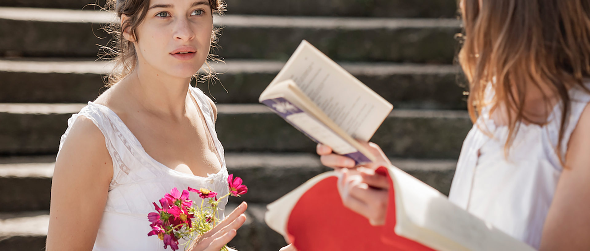 Une jeune fille qui va bien