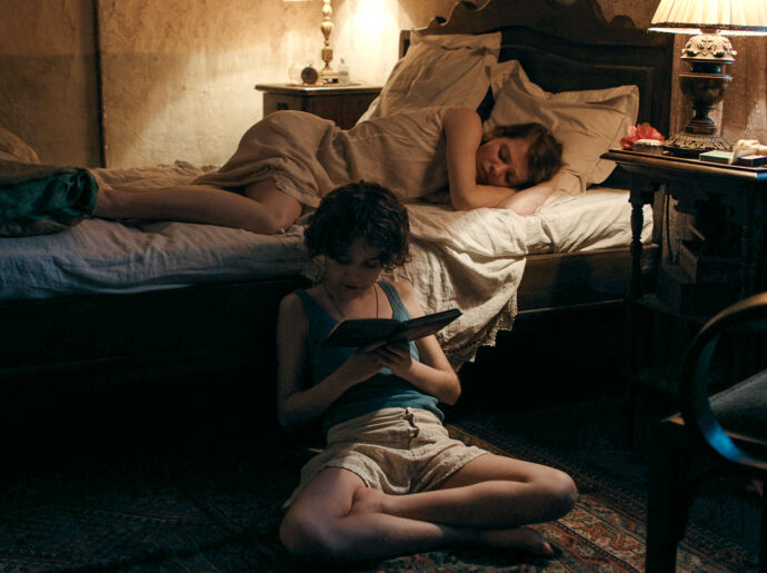Photo 2 - La Chambre de Mariana ©Cinéfrance Studios - Curiosa Films - Metro Communications - United King Films - Proton Cinema - Tarantula - Arte France Cinema 2024